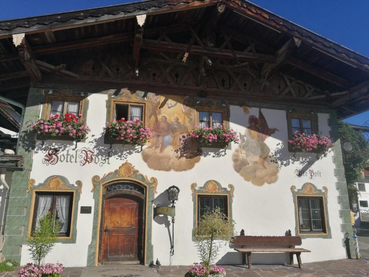 Gasthof & Hotel Zur Post Wallgau Bagian luar foto