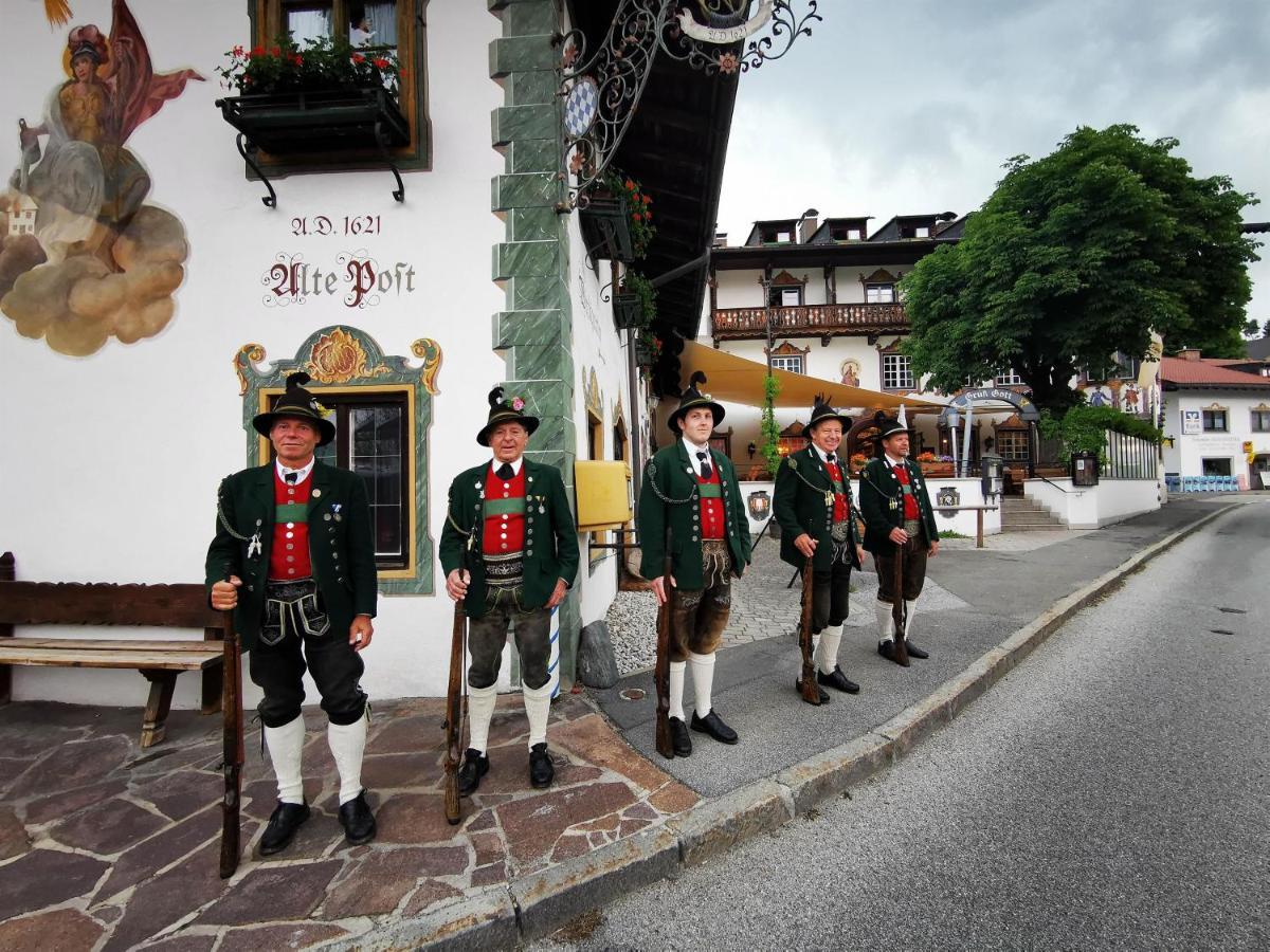 Gasthof & Hotel Zur Post Wallgau Bagian luar foto